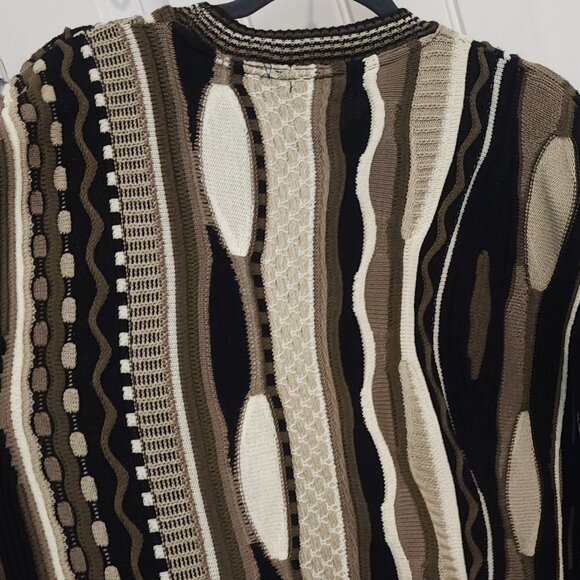 Vintage Bachrach 3 D Patterned Sweater - Men's Size XL - Picture 5 of 8